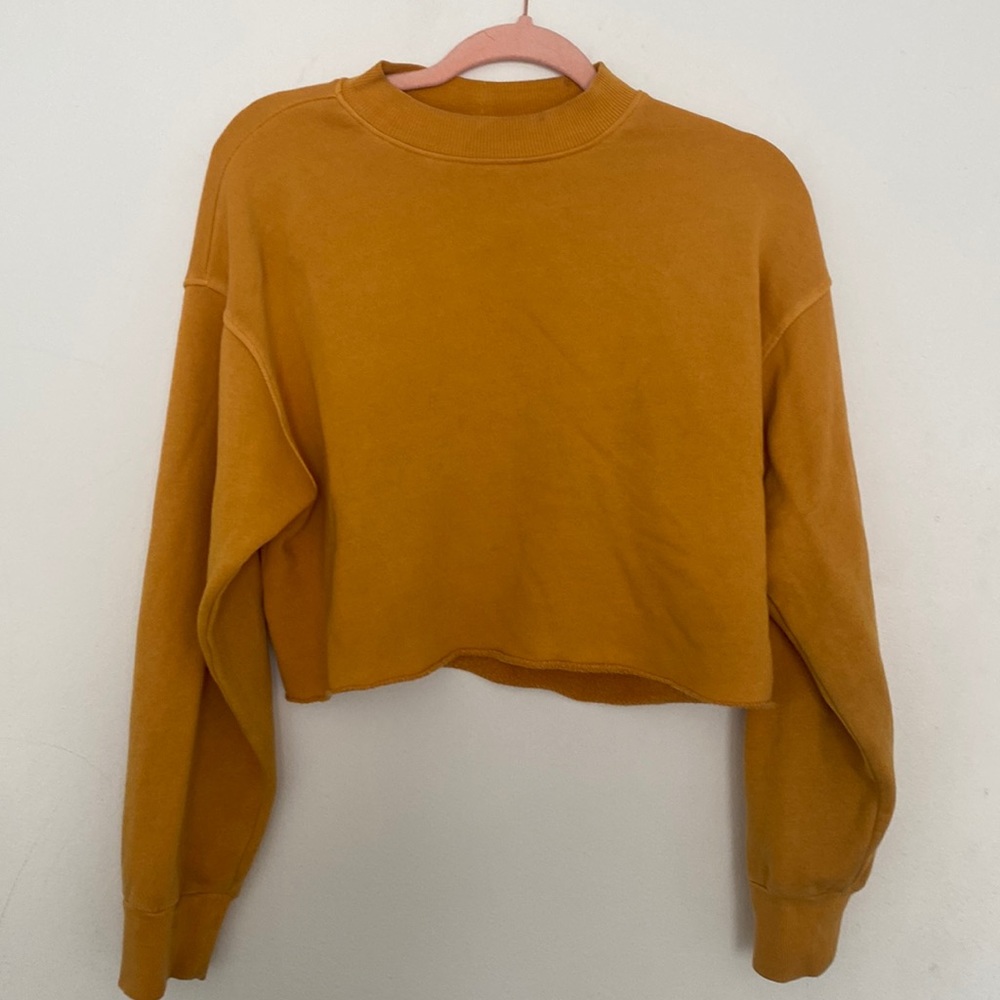 Forever 21 cropped crew neck sweater